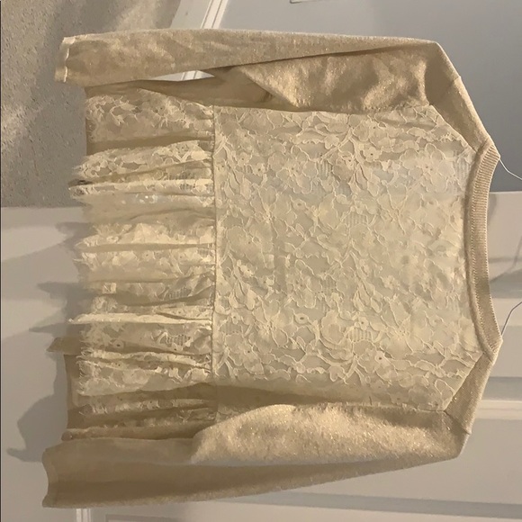 Ecru shrug/hints of gold thread and lace back - Picture 2 of 2